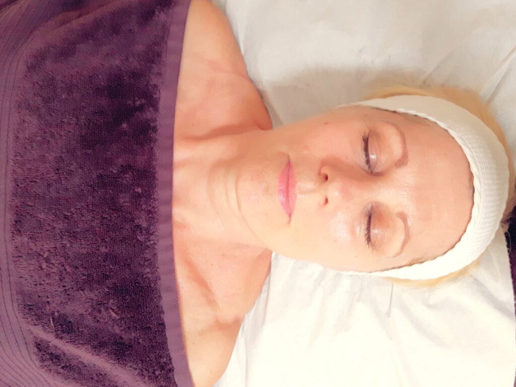 Ayurvedic natural lift facials by Makeovers by Melinda in Hedge End in Southampton